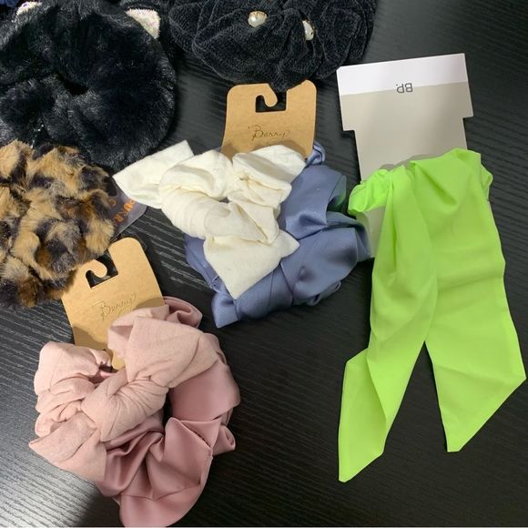 NEW BP & Berry Nordstrom scrunchies 16 pcs - Picture 5 of 5